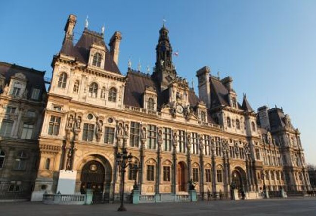 Bateaux Mouches Sightseeing Cruise on the Seine River in Paris - Key points to know before you go