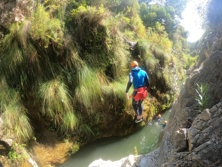 Benahavís: Canyoning Guided Tour at Guadalmina River - Photos, videos, snacks, and the $47 value