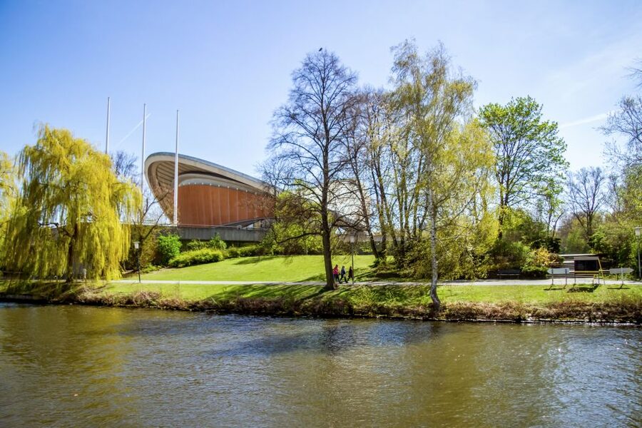 Berlin: Boat Tour Along the River Spree - Who should choose this Spree cruise?