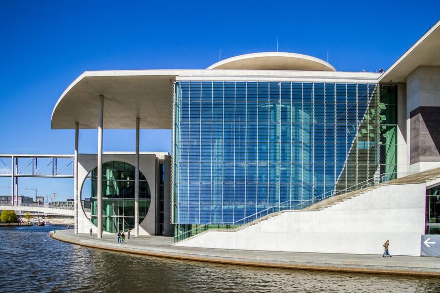 Berlin: Boat Tour Along the River Spree - Food, drinks, comfort, and the pace onboard