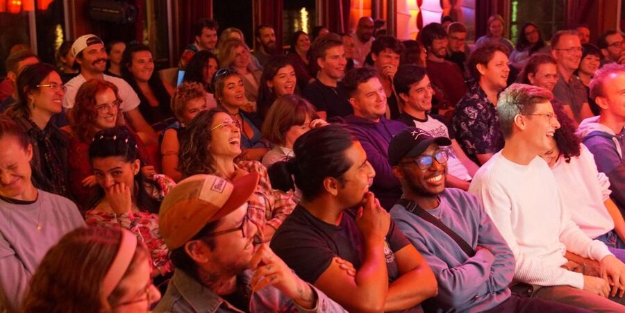 Berlin: Laughing Spree Comedy Show on a Boat - Should you book the Laughing Spree Comedy Show?