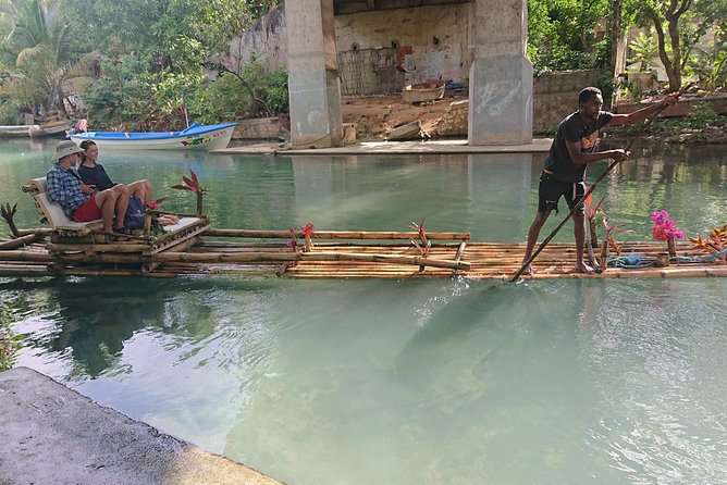 Blue Hole and River Rafting - Guides Who Shape the Day