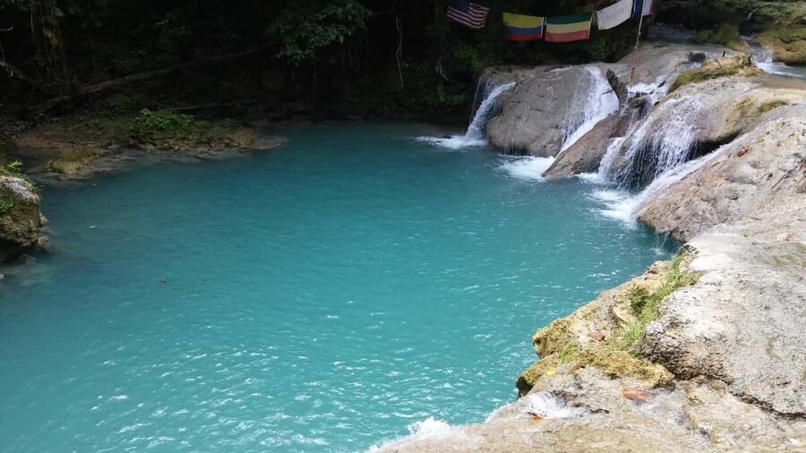 Blue Hole, Secret Falls, and Dunn's River Falls Combo Day-Tr - The jerk lunch stop and Columbus Park