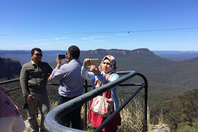 Blue Mountains Tour PRIVATE with Wildlife Park and River Cruise - Scenic World and the optional rides