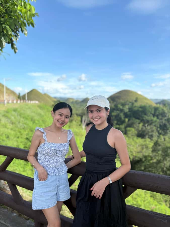 Bohol: Chocolate Hills, Tarsiers, & Loboc River Tour - Bonus activities can make the day more active