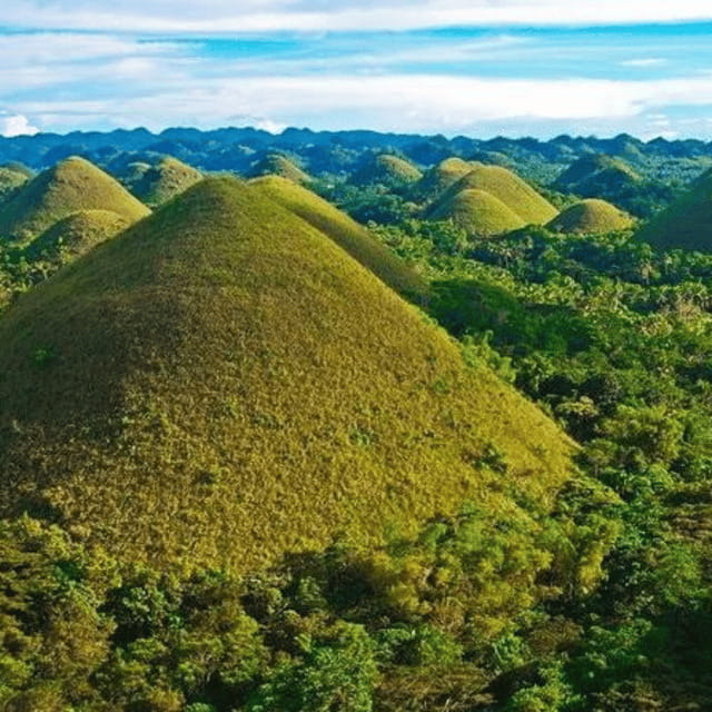 Bohol: Chocolate Hills Tour with Loboc River Cruise & Lunch - Is $68 good value?