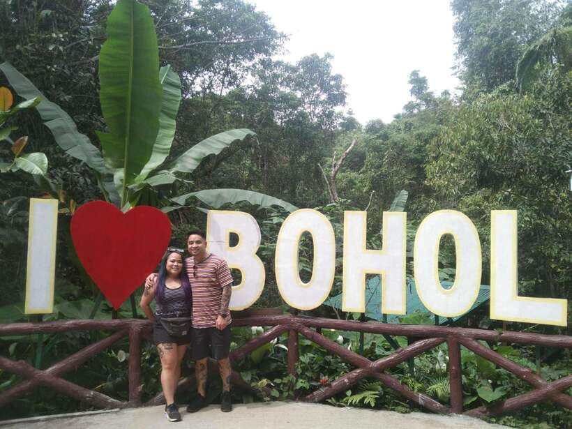 Bohol: Full Day Countryside Tour w Loboc River Lunch - Guides, drivers, and the quality of the day