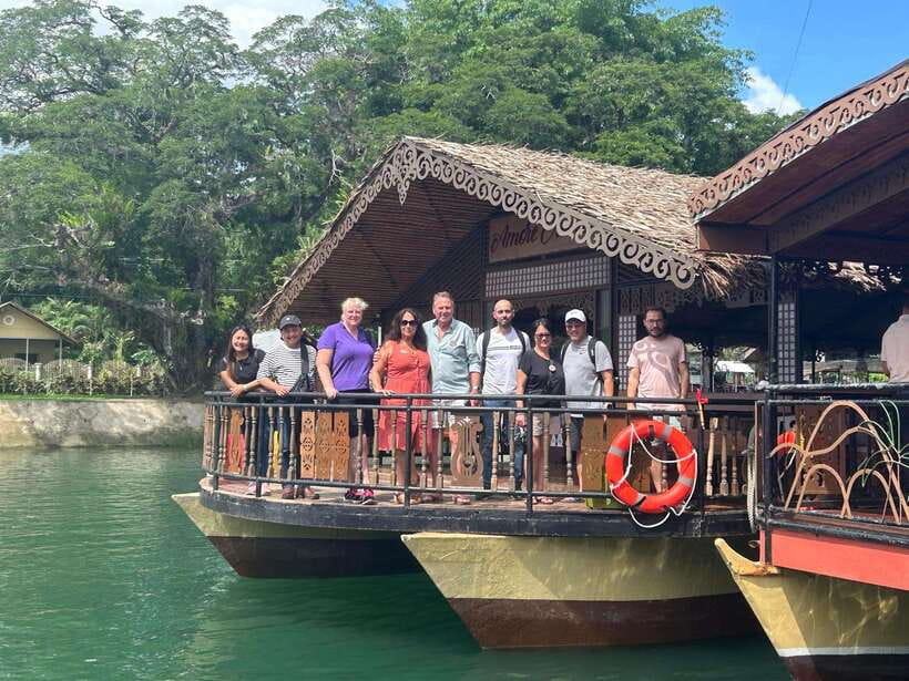 Bohol: Full Day Countryside Tour w Loboc River Lunch - Meeting the Philippine tarsier in Corella
