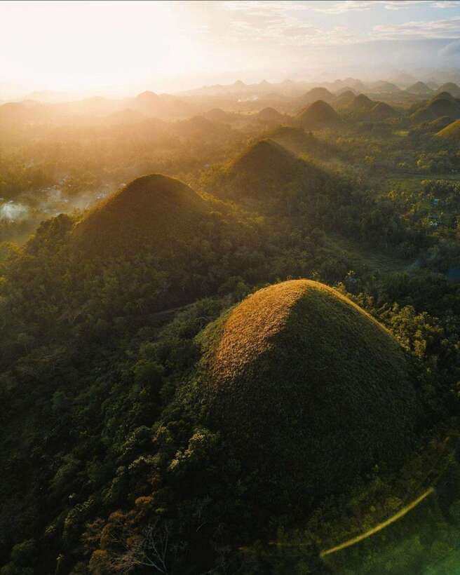 Bohol: Premium Chocolate Hills, Tarsiers & River Experience - The guides make the difference