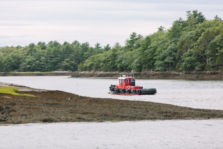 Boothbay Harbor: Spectacular Kennebec River Cruise - What the captain adds to the ride