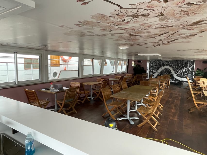 Bordeaux: Garonne River Yacht Cruise with Brunch - Commentary about Bordeaux after lunch