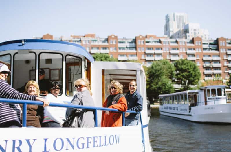 Boston: Charles River Sightseeing Cruise - MIT, Harvard, and Boston University along the route