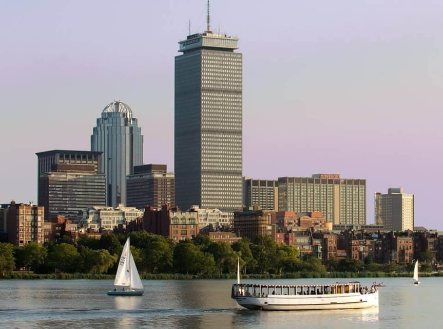 Boston: Charles River Sightseeing Cruise - What $30 buys you