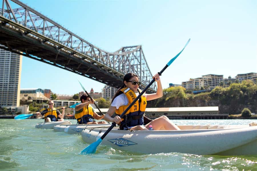 Brisbane: 2-Hour Kayak Hire on Brisbane River - Paddling beneath the Story Bridge