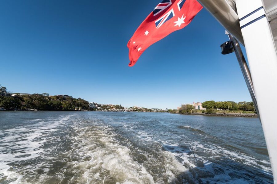 Brisbane: Cruise to Lunch Package: 10:30am-2pm (3.5hr) - The keg tapping and beer tasting