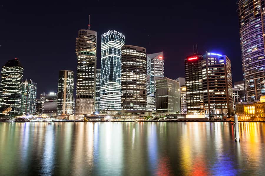 Brisbane: Illuminated River Night Kayak Tour - Seeing Brisbane from water level