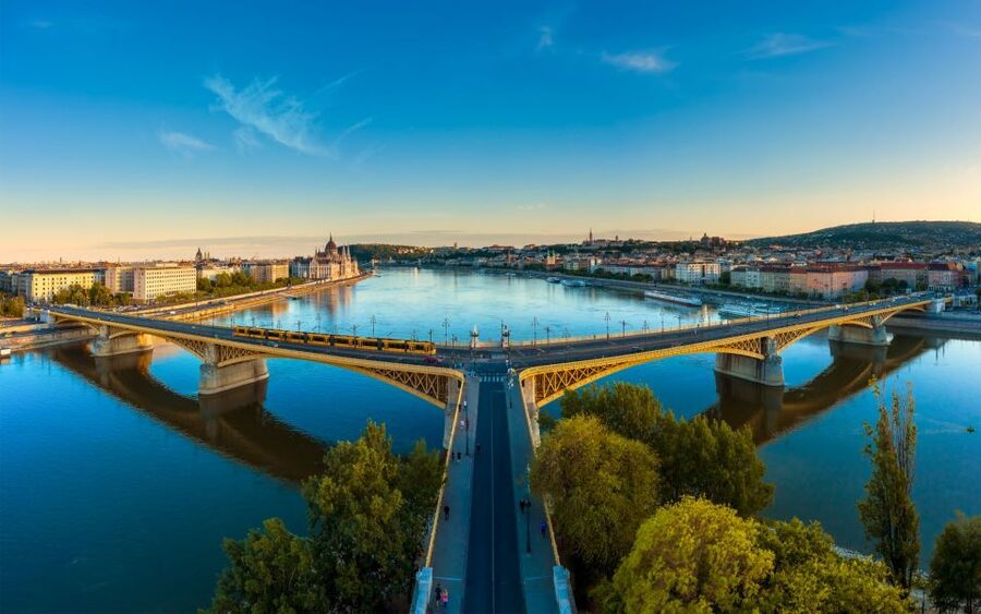 Budapest: 1-hour Sightseeing Danube River Cruise - Key points to know before boarding