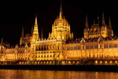 Candlelit Dinner River Cruise with Live Music