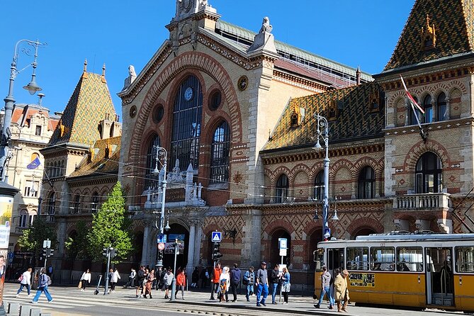 Budapest Danube 1 Hour Sunset or Night Cruise with Audio Guide - Starting at Batthyány tér Dokk
