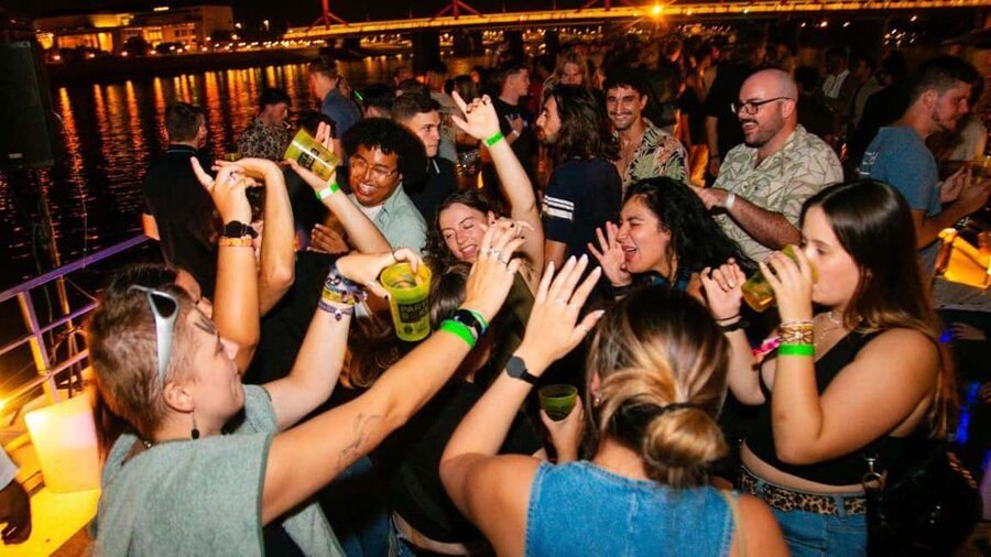 Budapest: Danube Beat Party Cruise with DJ & Drink Packages - A Budapest night out that begins on the river