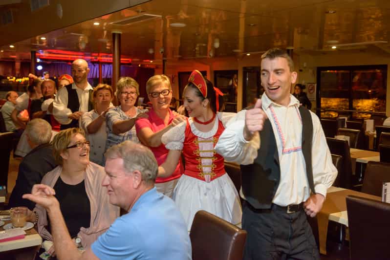 Budapest: Danube Cruise with Folk Dancing and Drinks - Why this Danube cruise works best at night