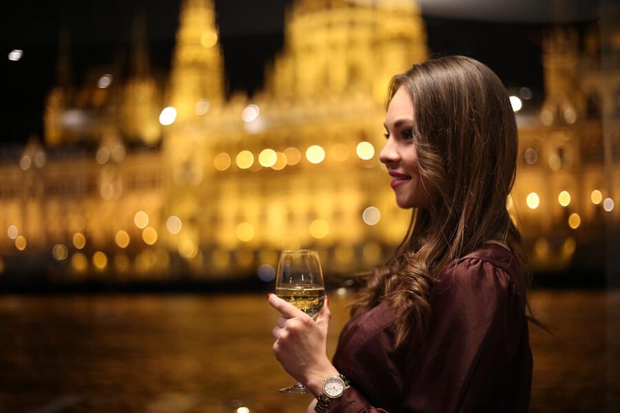 Budapest: Danube Cruise with Folk Dancing and Drinks - When the dancers take over the boat