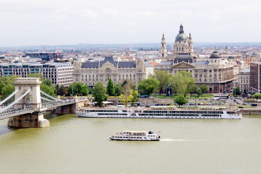 Budapest: Day or Night River Cruise on Panoramic Boat - The boat, seating, and comfort