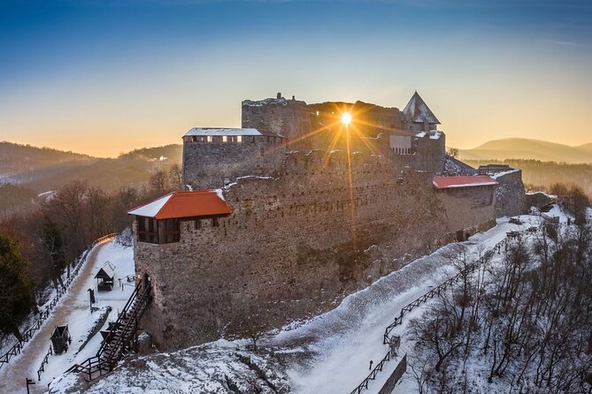 Budapest Hike to Visegrád Castle w or wo Sauna/Danube beach - Walking through the giant forest