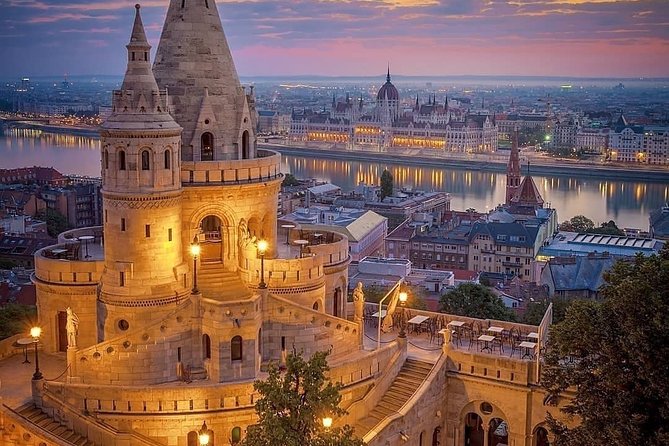 Budapest Parliament Audio Guide Tour with Danube Cruise - Why this Parliament and Danube combination works