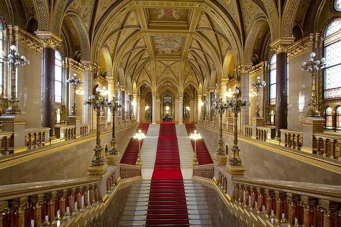 Budapest Parliament Audio Guide Tour with Danube Cruise - Who should book this experience