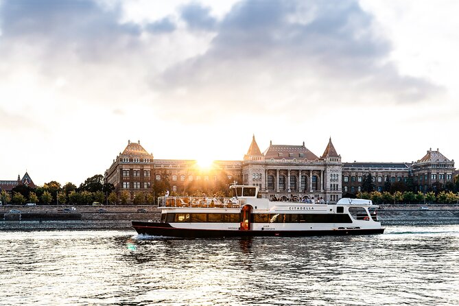 Budapest River Cruise with 1 Free Tokaj Frizzante and Audio Guide - Parliament is the photograph you want