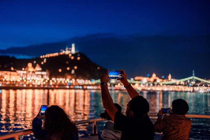 Budapest River Cruise with 1 Free Tokaj Frizzante and Audio Guide - The welcome drink and the boat setup