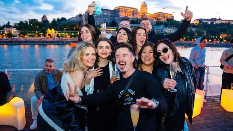 Budapest: Sip and Sail River Cruise with Unlimited Prosecco - Parliament, Margaret Bridge, and the northern river view