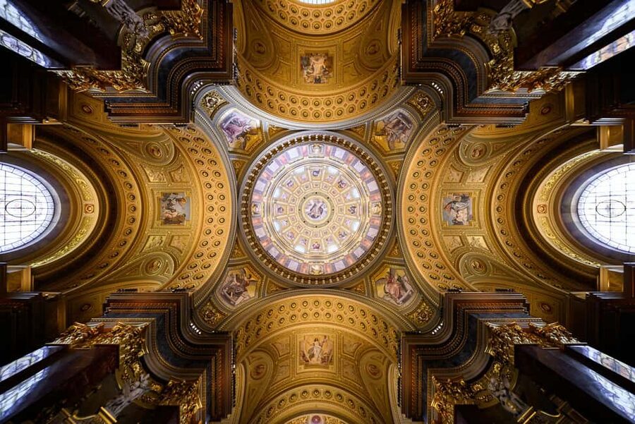 Budapest Super Saver: Spa, Basilica Tour, and Danube Cruise - Should you book it?