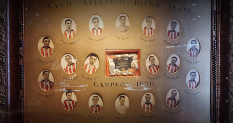 Buenos Aires: Boca Juniors and River Plate Football Tour - Entering Boca Juniors’ La Bombonera