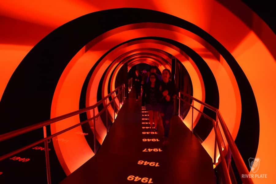 Buenos Aires: River Plate and Boca Juniors Museum Tour - Entering El Monumental