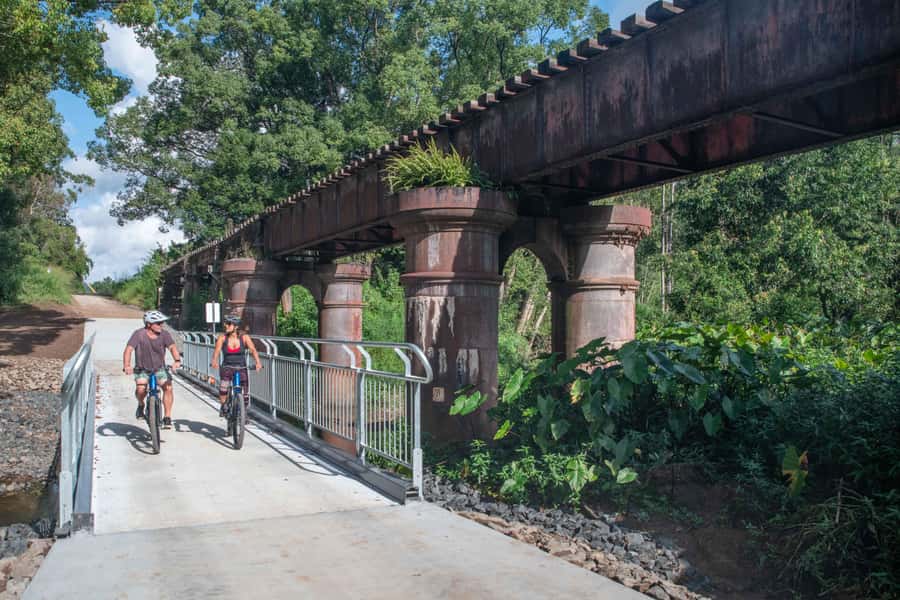 Byron Bay: Northern Rivers Rail Trail E-Bike Hire & Shuttle - Rain, clothing, and the small things to pack