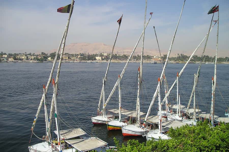 Cairo: 1 or 2-Hour Felucca Ride on the Nile with Transfers - Leaving Cairo’s traffic for the Nile