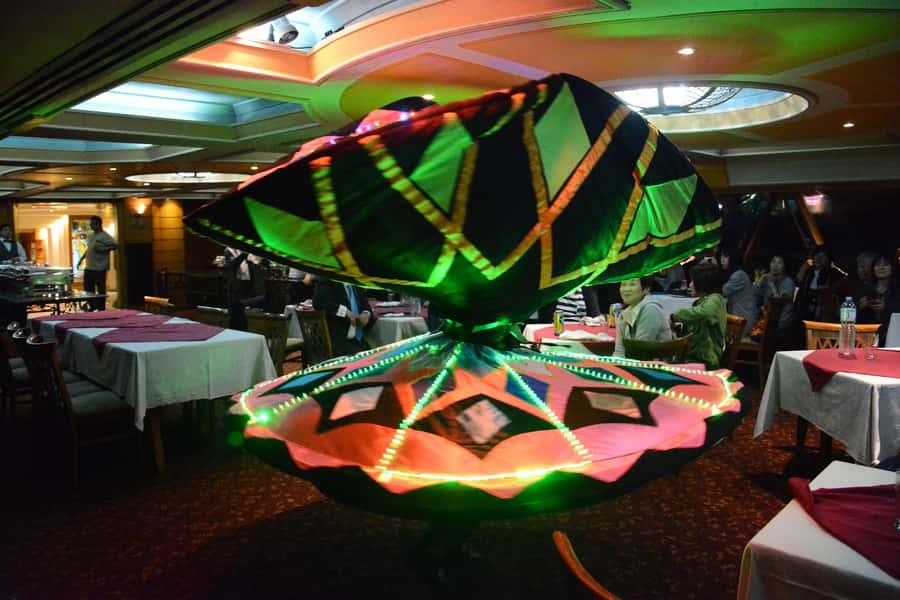Cairo: Dinner Cruise on the Nile River - A Cairo evening that puts the Nile at center stage
