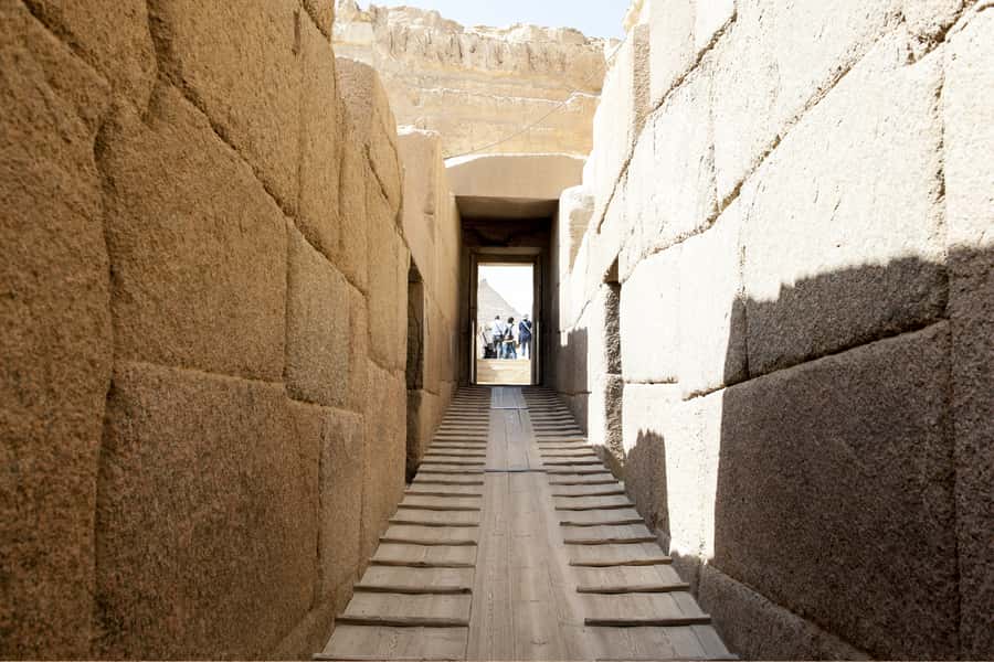 Cairo: Pyramids and Sphinx Tour with River Nile Felucca Ride - Who this five-hour tour suits best