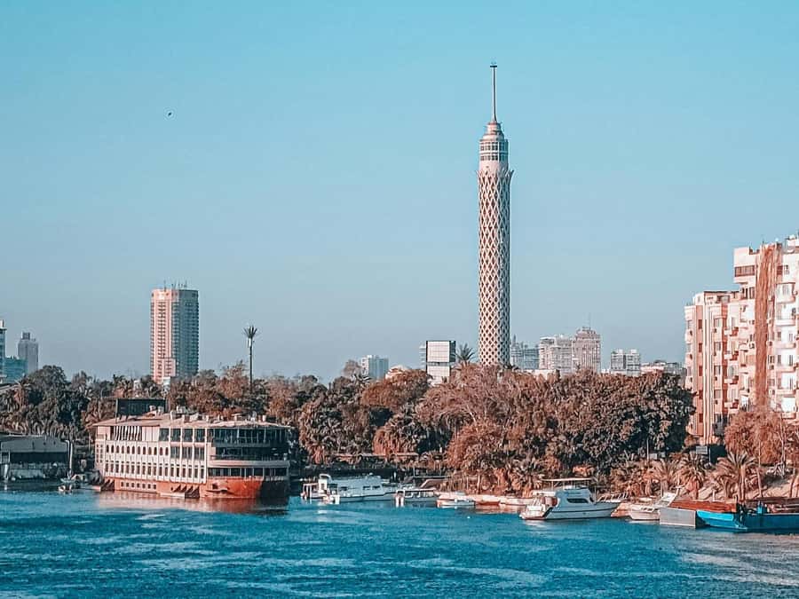 Cairo: Sunset Cairo Tower Tour With Nile River Dinner Cruise - Dinner on a two-hour Nile cruise