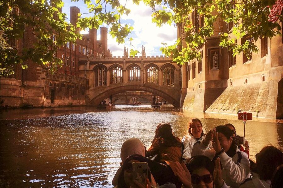 Cambridge: Guided River Cam Punting Tour - Timing, weather, and small practical choices