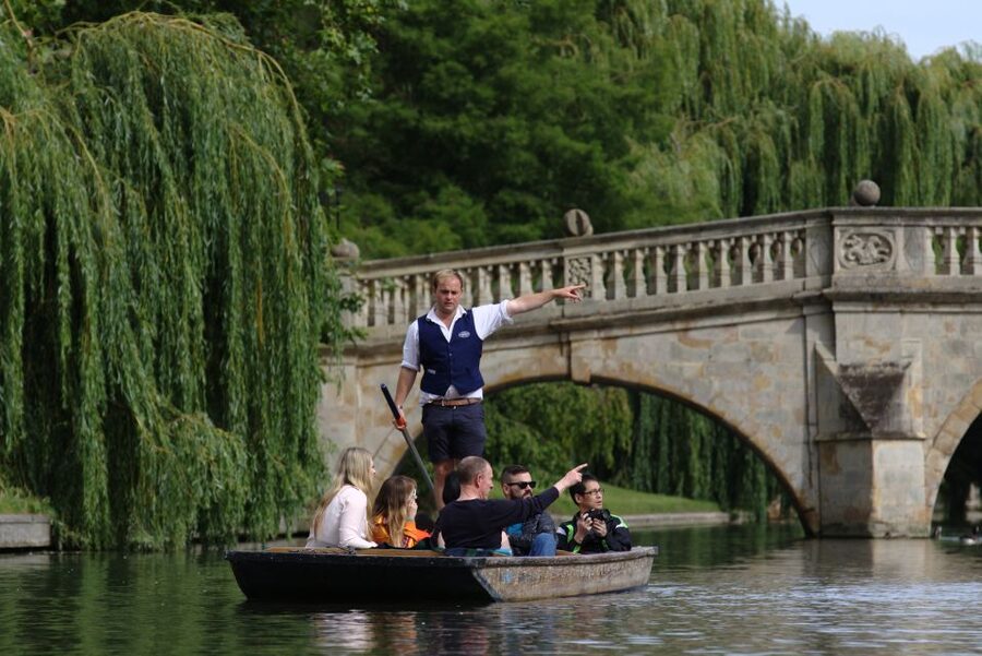 Cambridge: Guided Shared River Punting Tour - Key points at a glance