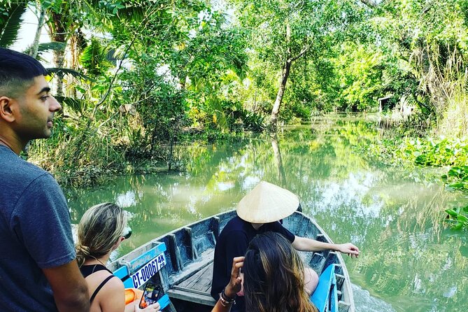 Can Tho: Floating Market & Mekong's Legacy( About 6 Pax) - Small canals and a village walk