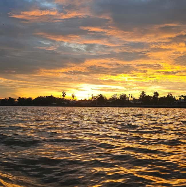 Can Tho: Peaceful Private Boat Ride on the Mekong(No Guide). - Who will enjoy this quiet river ride