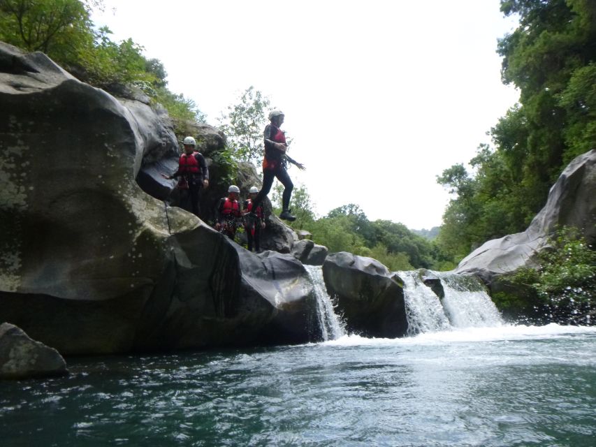 Canyoning and bodyrafting in the Alcantara River - What the four-hour route is likely to feel like