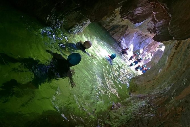 Canyoning Gorge Descent, river walk in Benahavis. - What the three-hour Benahavís canyon descent is like