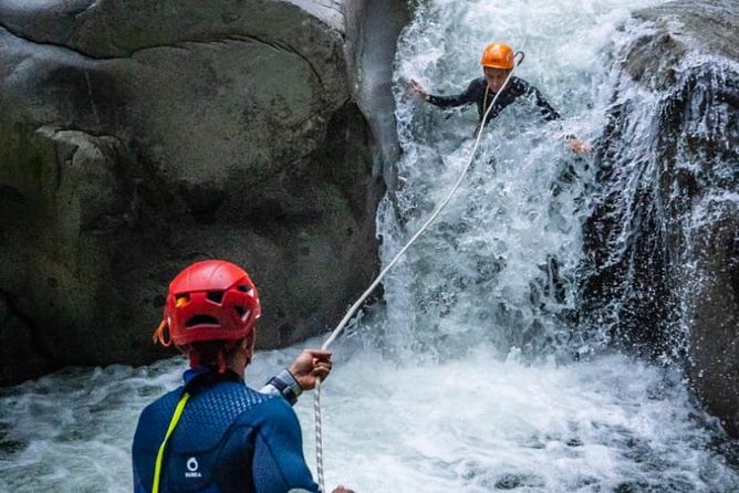 Canyoning Guatape River - A river course built for active fun
