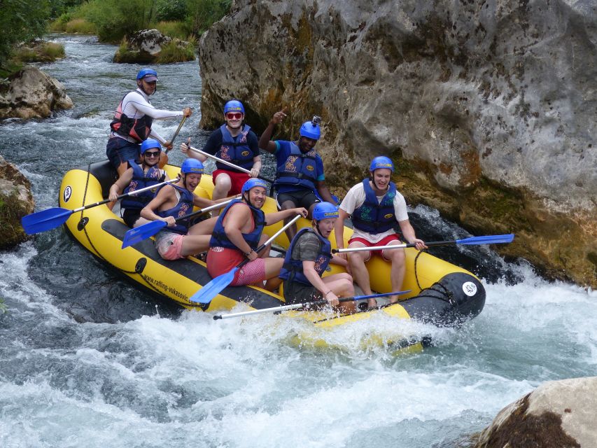 Cetina River: Rafting and Cliff Jumping Tour - The final beach, drink, and changing time
