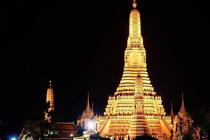 Chao Phraya River Dinner Cruise - The river route and Bangkok after dark
